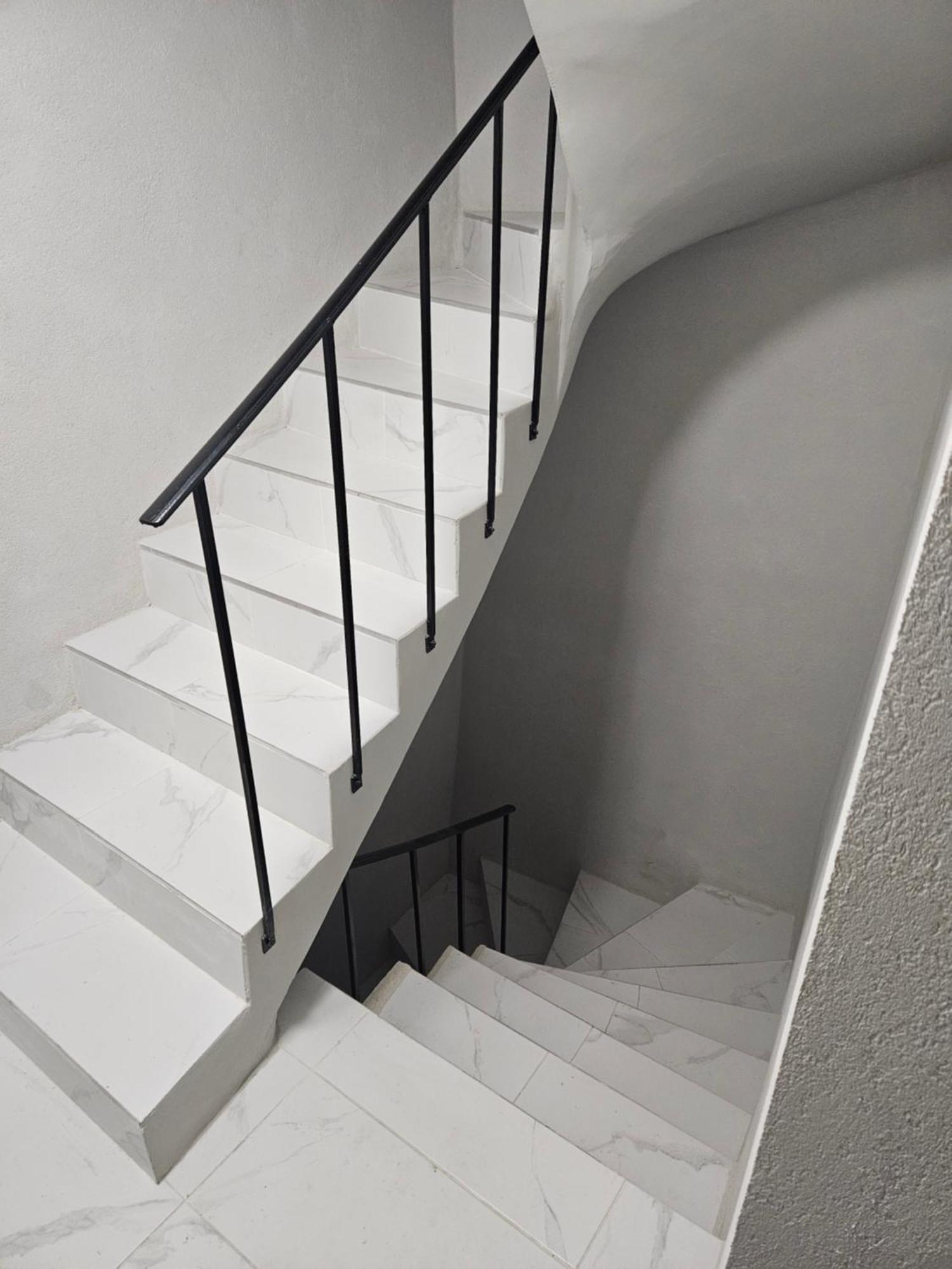 Appartement T2 Moderne, Calme Et Entierement Renove. à Béziers Extérieur photo